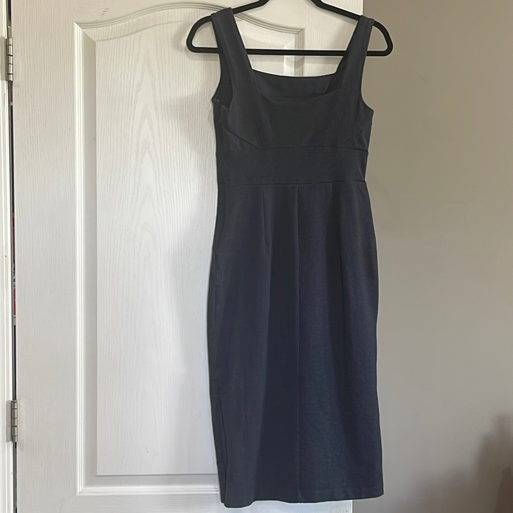 Banana Republic 43 inches long dress with side slit
